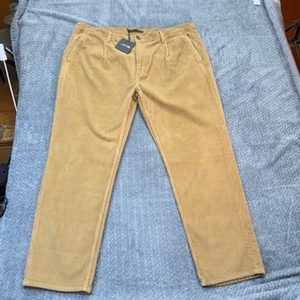 NEW Joe's Jeans Men's Tigers‎ Eye Corduroy 42x30 Pleated Straight Leg Pants